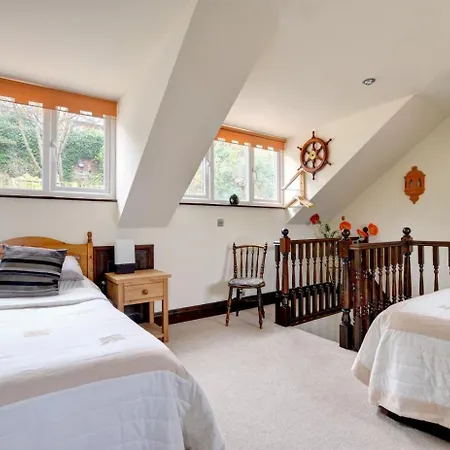 2 Bed In Oc-w017 * Уитби